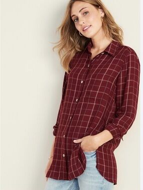 Old Navy Maroon White Button Down Shirt Sz M Rayon Drapey